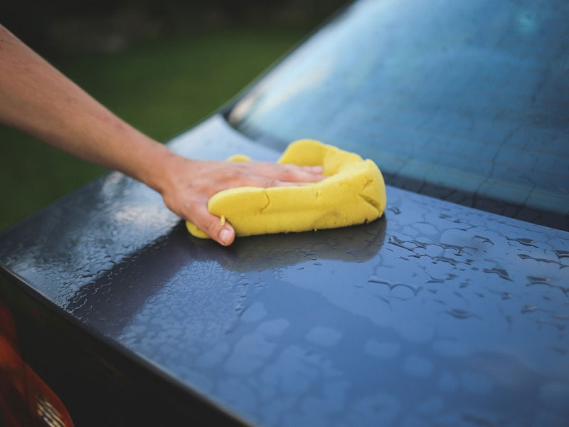การล้างรถด้วยตัวเอง มีประโยชน์ ข้อดี กว่าการเข้าคาร์แคร์อย่างไร